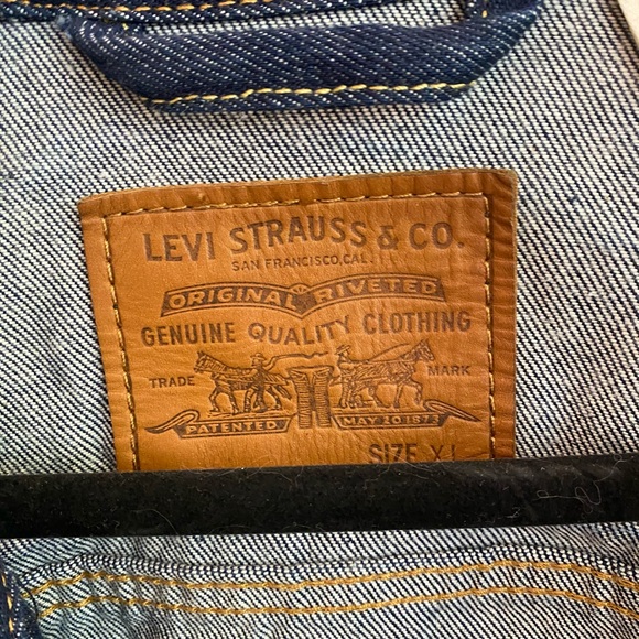 Men’s new Levi Strauss XL jacket - Picture 3 of 4